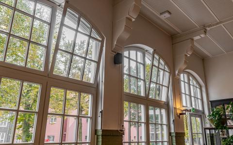 Teleflex, Teleflex Mechanische raambediening, Mechanische raambediening, Mechanische raamopener, natuurlijke ventilatie, Teleflex clearline, raambediening uitzetraam, raambediening binnenvalraam, bovenraamsluiting, bovenraamsluiting Teleflex, bovenraam bedienbaar maken