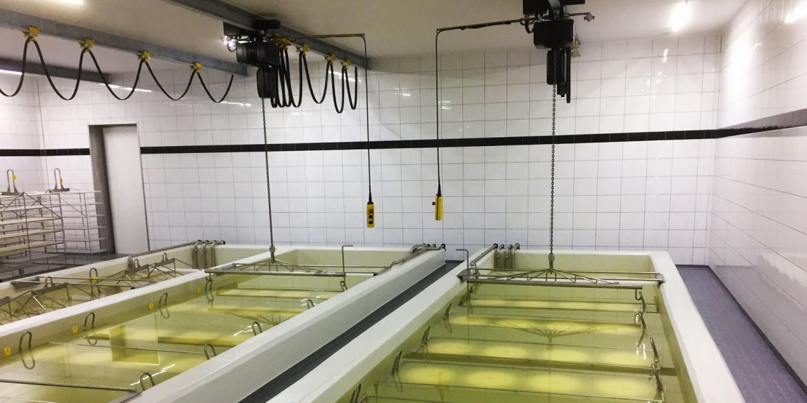 Kettingtakel, elektrische kettingtakel, GIS, gis takel, GPR, teleflex, RVS takel GIS, GIS RVS takel, RVS takel Teleflex, voedingsmiddelenindustrie, kettingtakel voedingsmiddelenindustrie